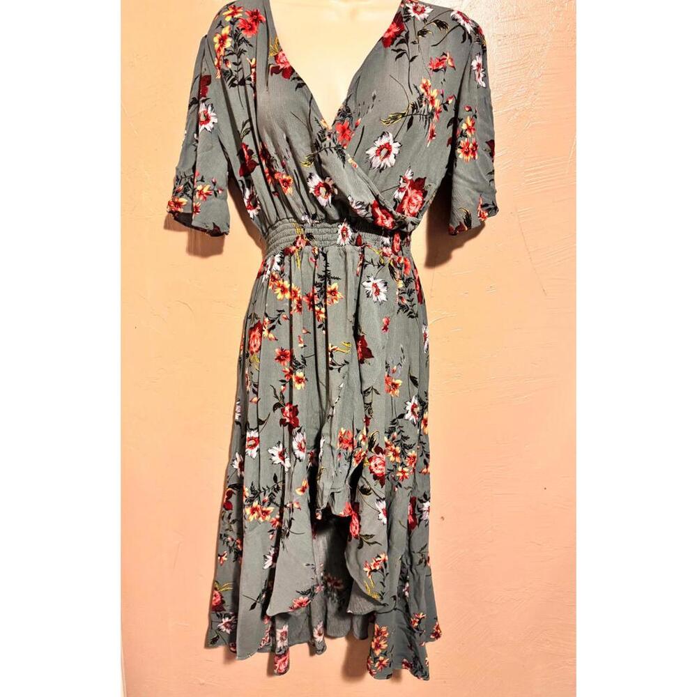 Floral Wrap Midi Dress in Sage Green
